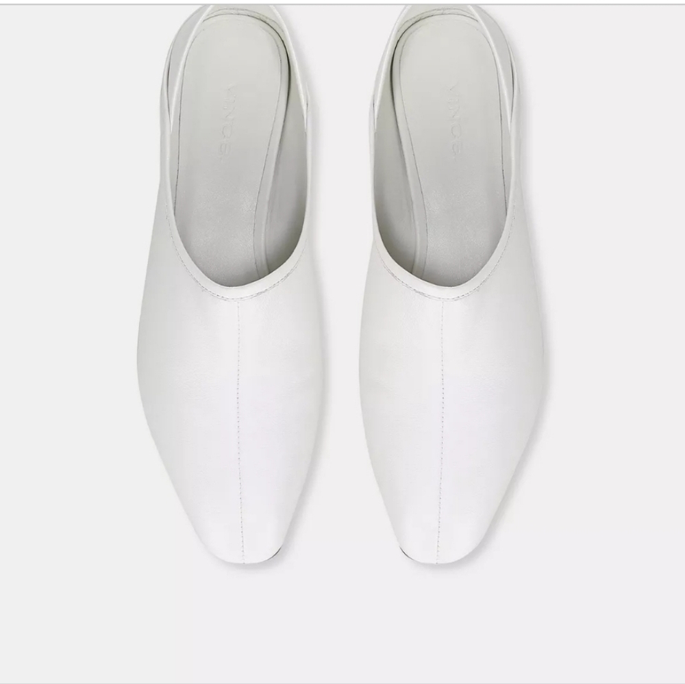 Vince. Branine Leather Flat Off-White Size 7